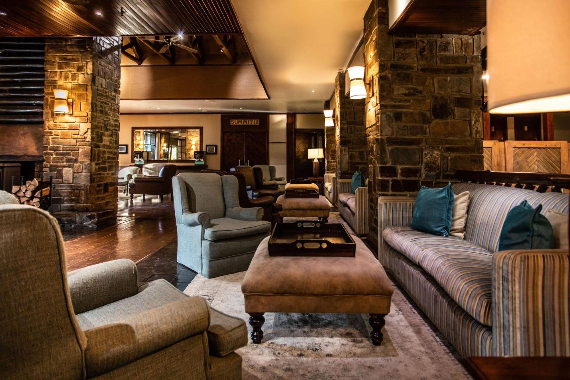 Drakensberg Sun Resort Cathkin Park Exterior photo